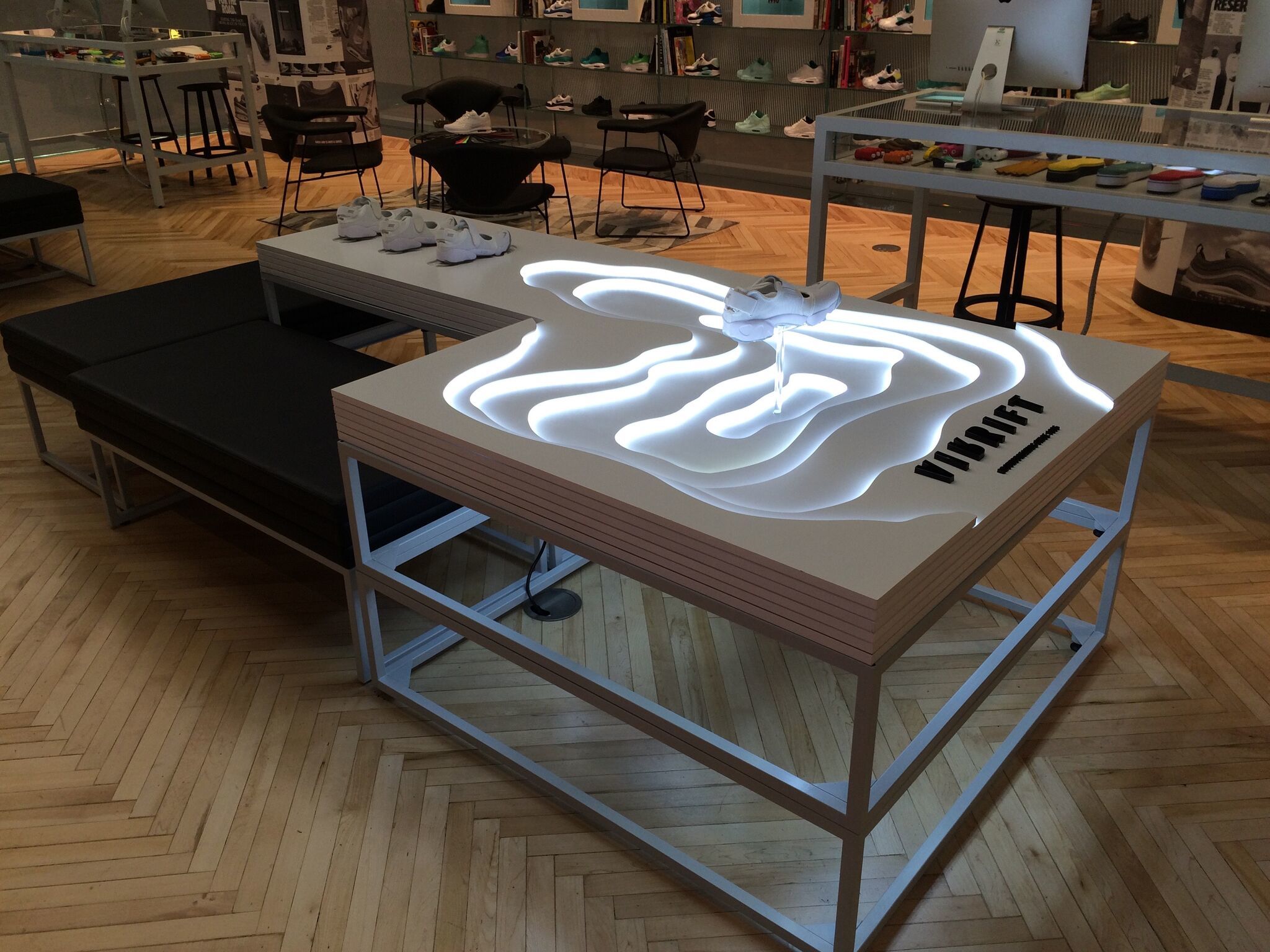 Nike Rift Table/ Hotel Creative 